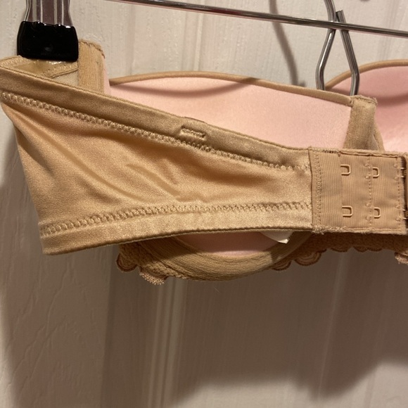 WonderBra Nude Lace Strapless Bra 34B (No Straps) #1 - Picture 7 of 14